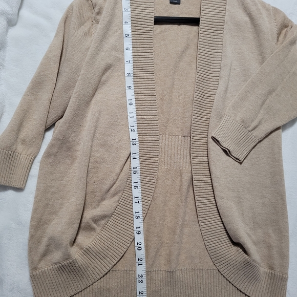 $10 Cardigan (MP) - Picture 5 of 6